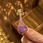 Buddha Stones Song Brocade Handcrafted Guqin-shaped Floral Harmony New Chinese Brooch