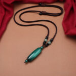 Buddha Stones Green Agate Red Agate Balance Braided Oval Pendant Necklace