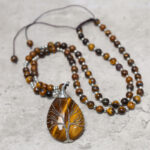 Buddha Stones Natural Tiger Eye Strength Beaded Pendant Necklace
