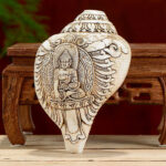 Tibetan Handmade Engraved Shankha Buddha Avalokitesvara Conch Shell Wealth Decoration